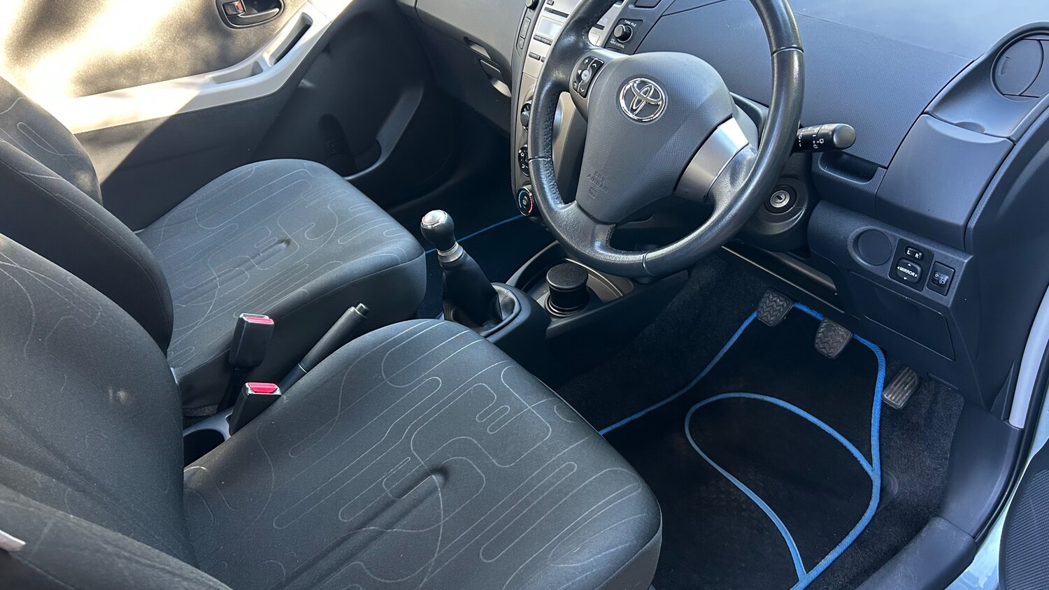 Used Toyota Yaris 2009 for sale - 78154852: Photo 8