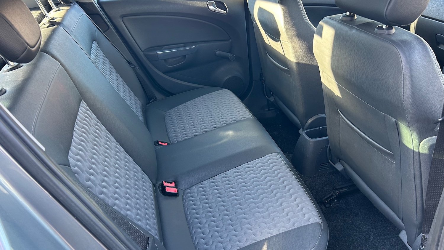 Used Vauxhall Corsa 2012 for sale - 76609394: Photo 14