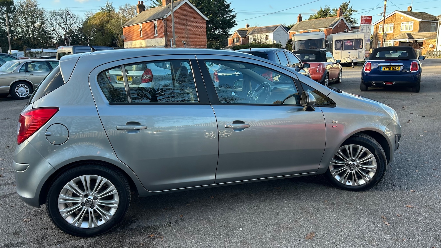 Used Vauxhall Corsa 2012 for sale - 76609394: Photo 3