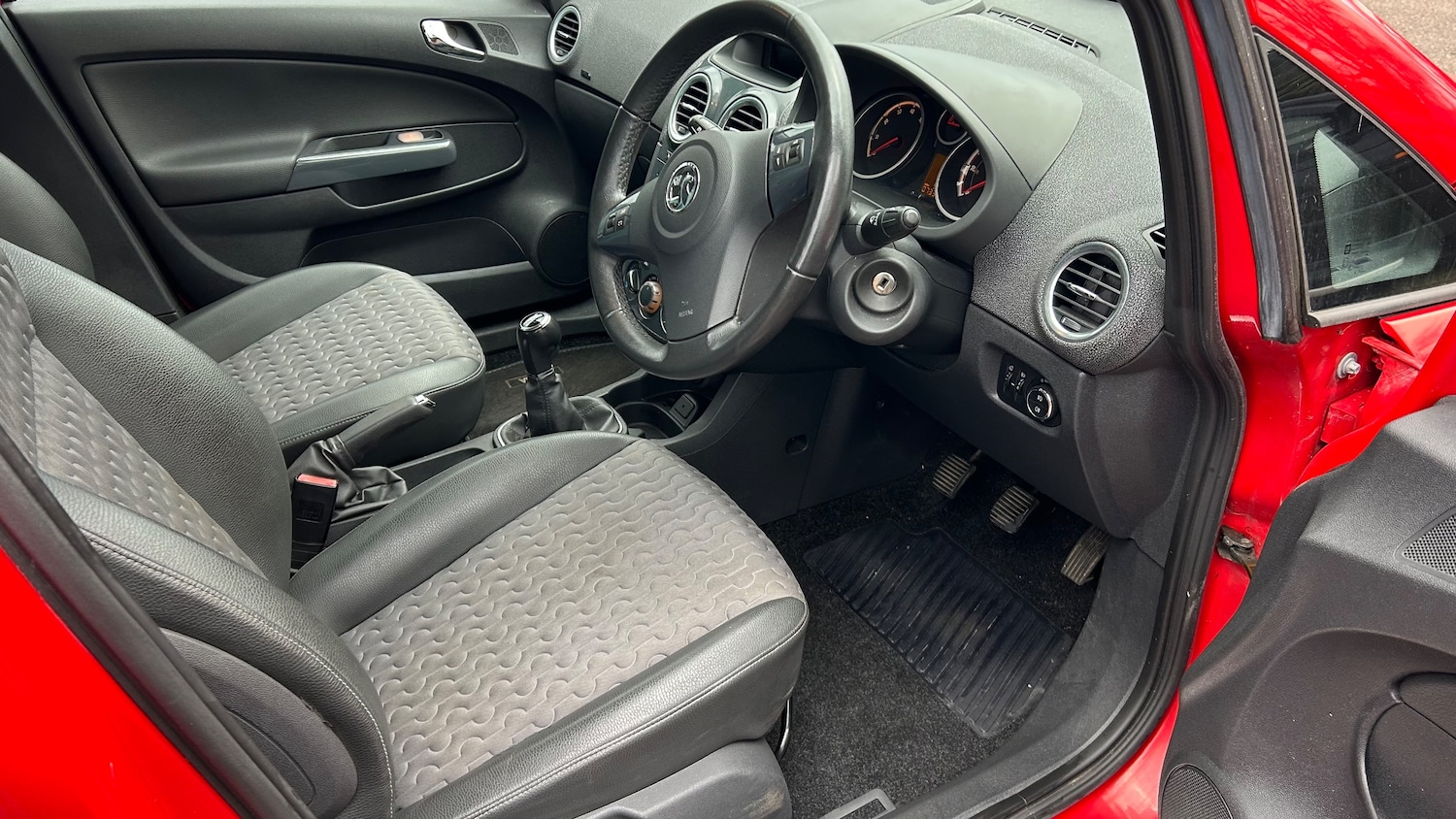 Used Vauxhall Corsa 2012 for sale - 76954549: Photo 11