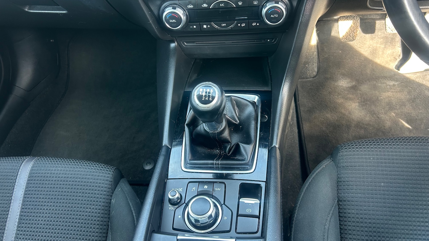 Used Mazda Mazda3 2016 for sale - 77981419: Photo 11