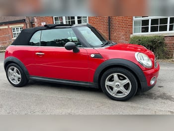 Used MINI Convertible 2009 for sale - 79700704: Photo
