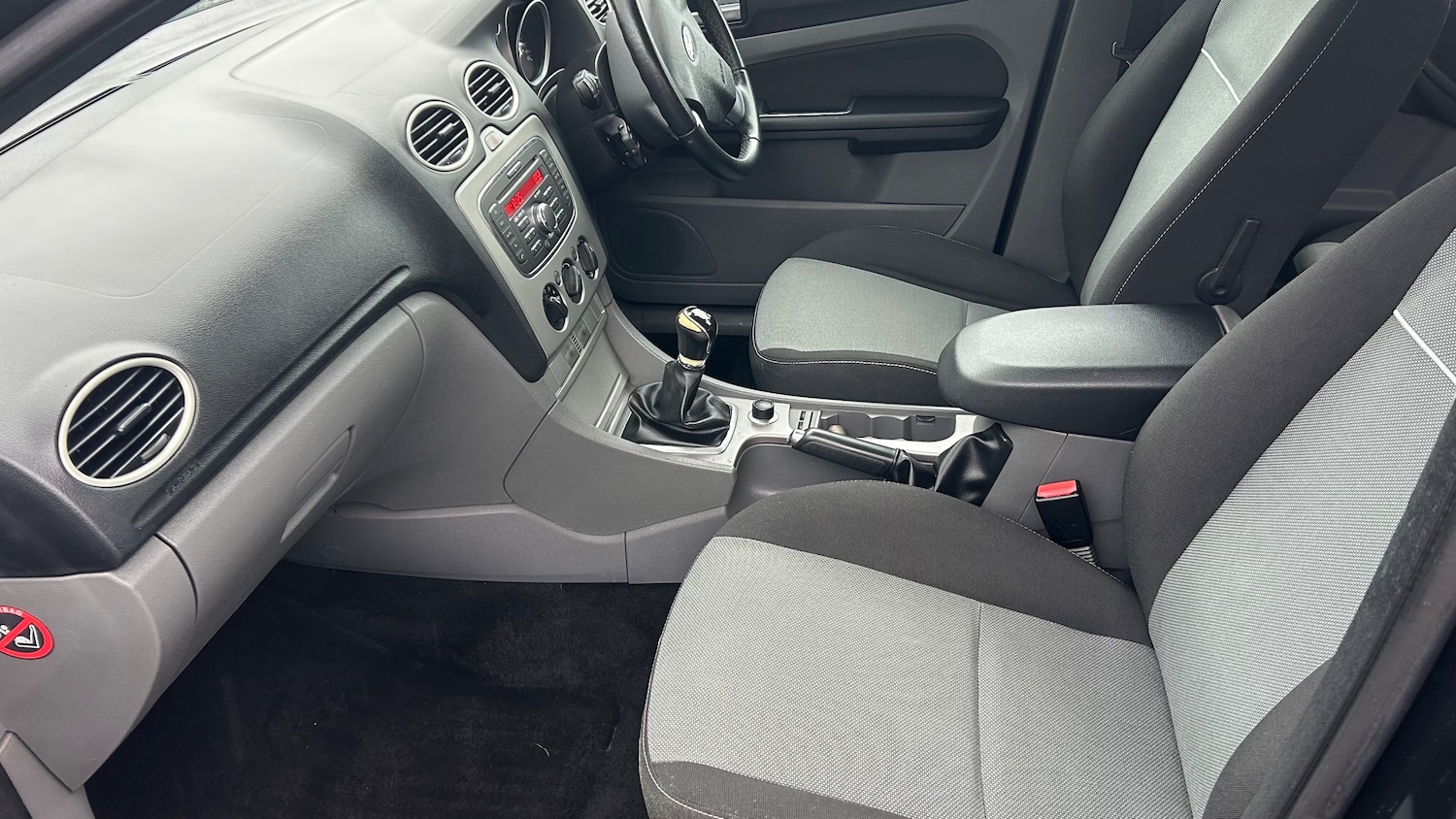 Used Ford Focus 2011 for sale - 76875136: Photo 11