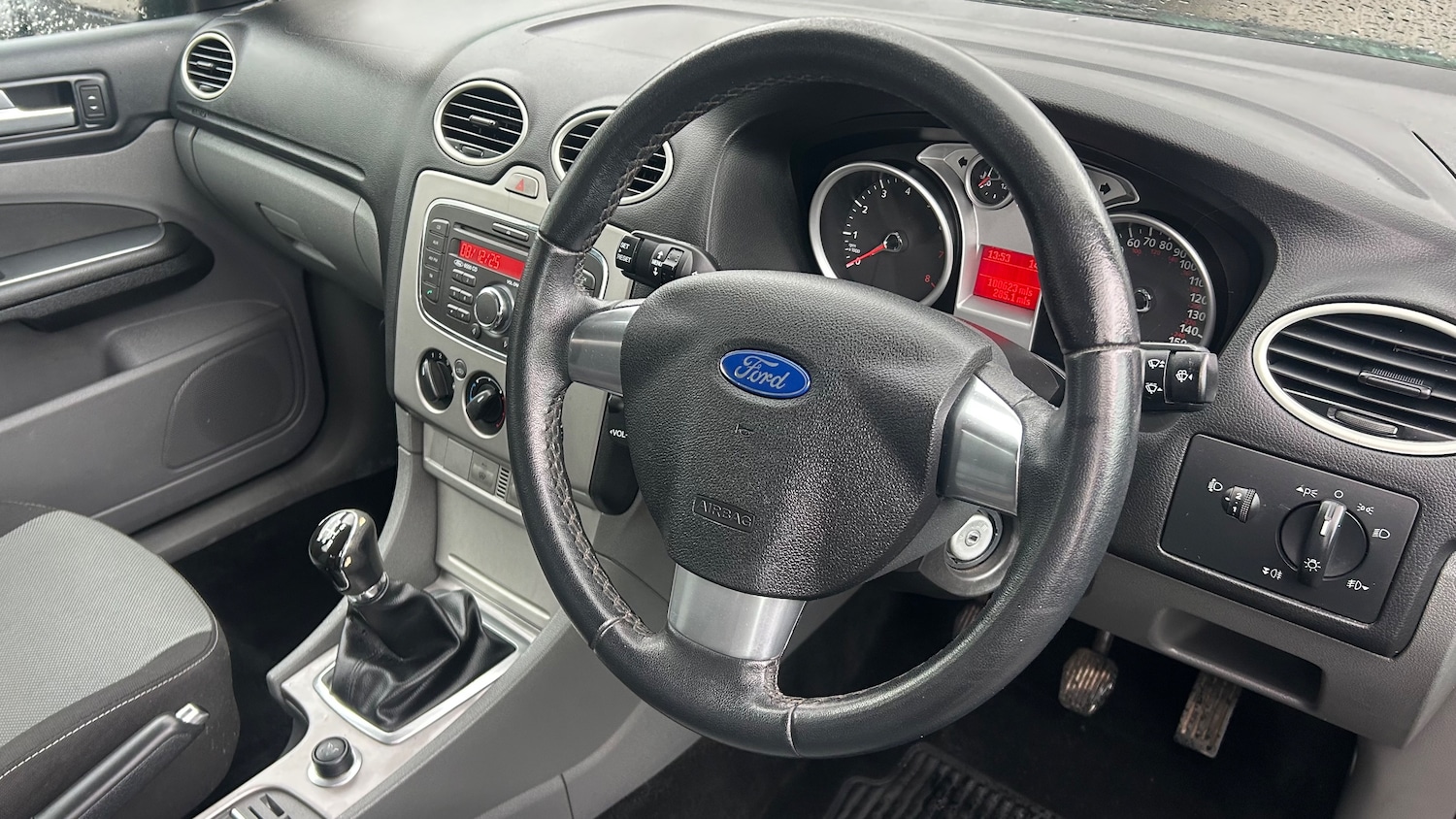 Used Ford Focus 2011 for sale - 76875136: Photo 12