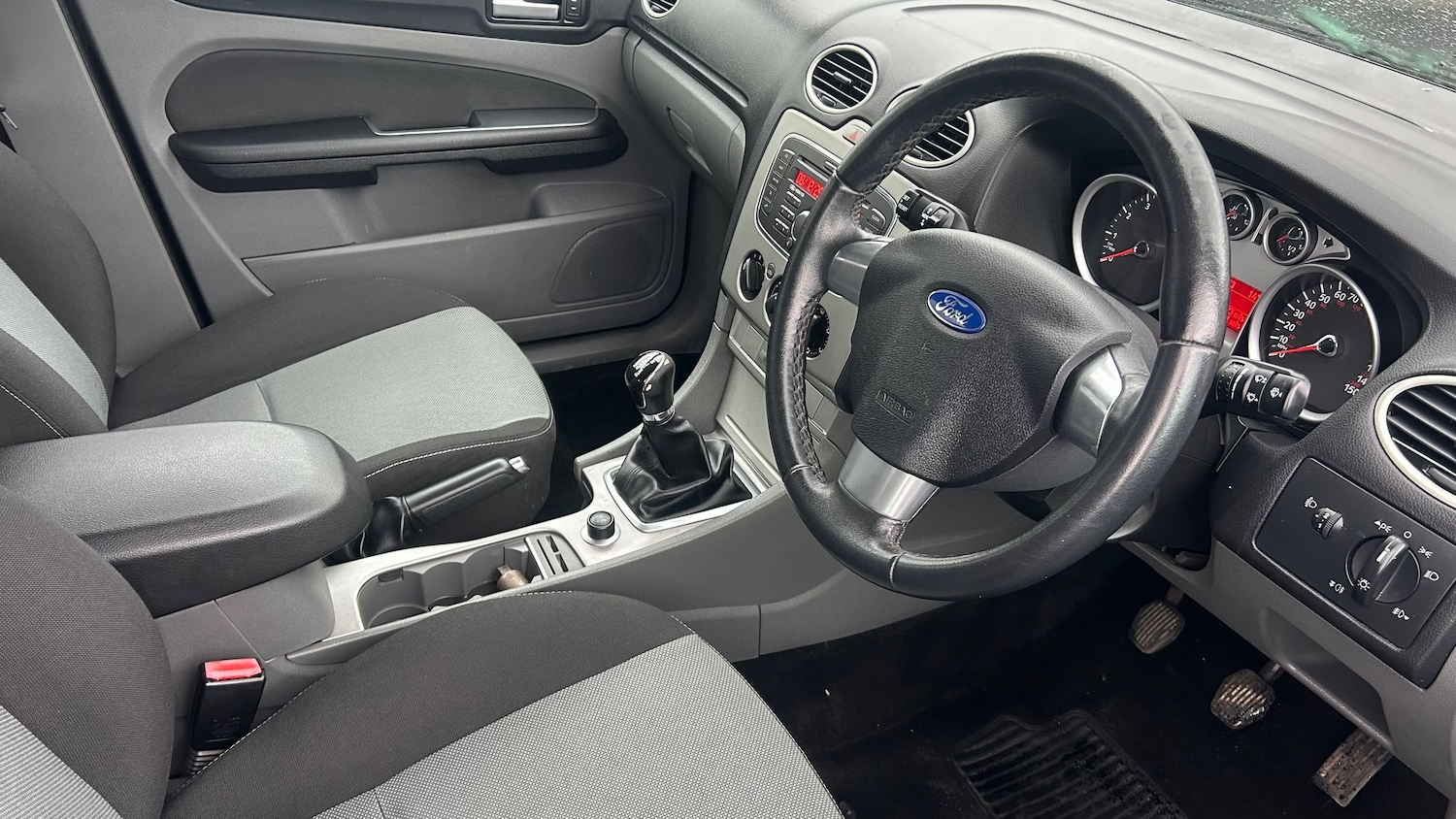 Used Ford Focus 2011 for sale - 76875136: Photo 18