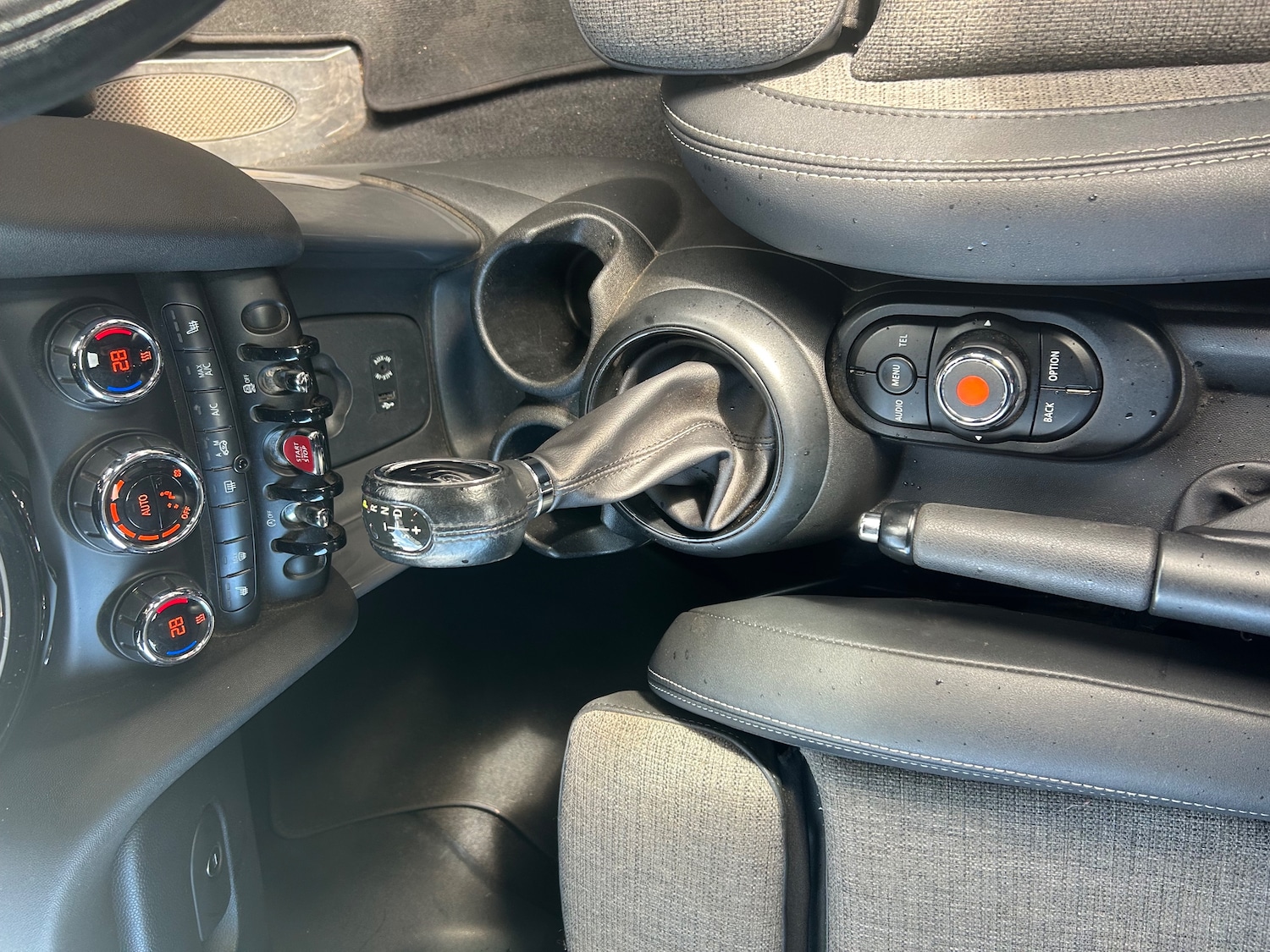 Used MINI Convertible 2016 for sale - 76376830: Photo 19