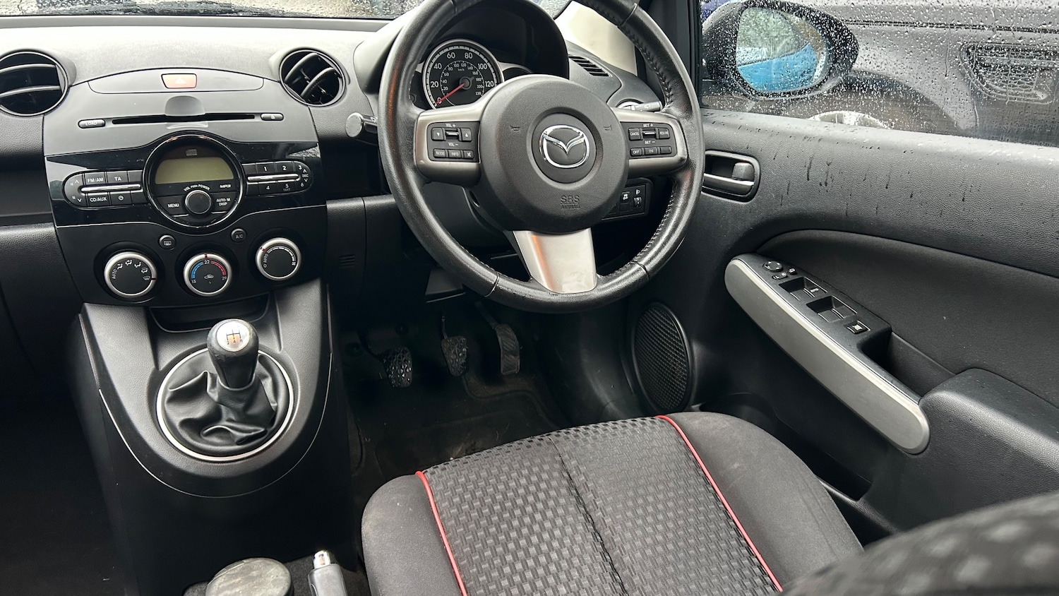 Used Mazda Mazda2 2011 for sale - 77457921: Photo 10