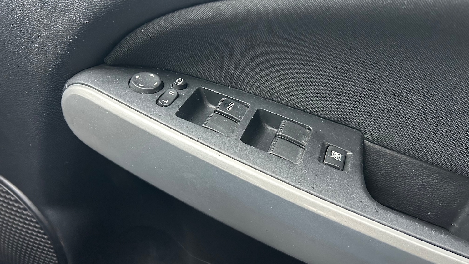 Used Mazda Mazda2 2011 for sale - 77457921: Photo 18