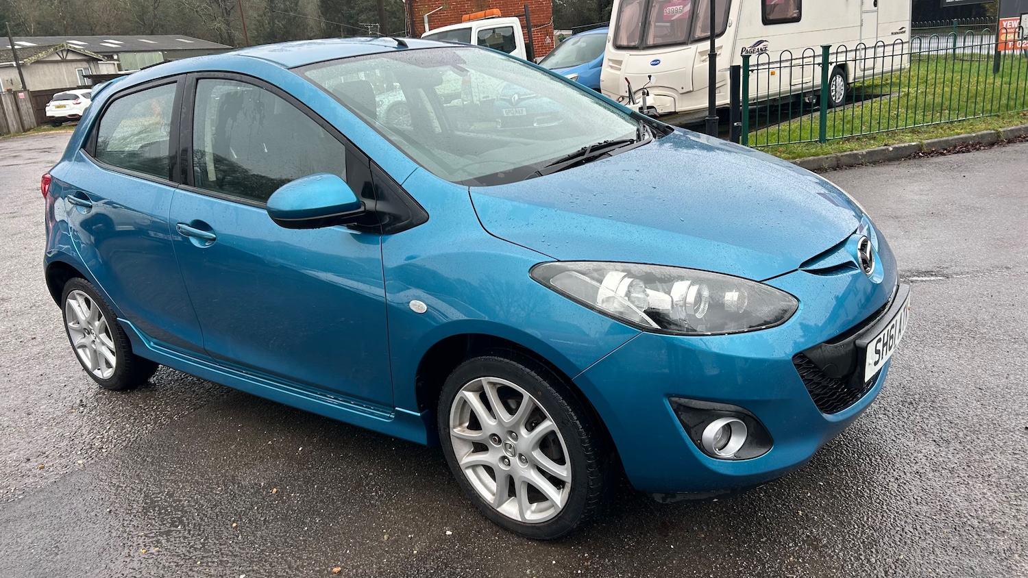 Used Mazda Mazda2 2011 for sale - 77457921: Photo 3