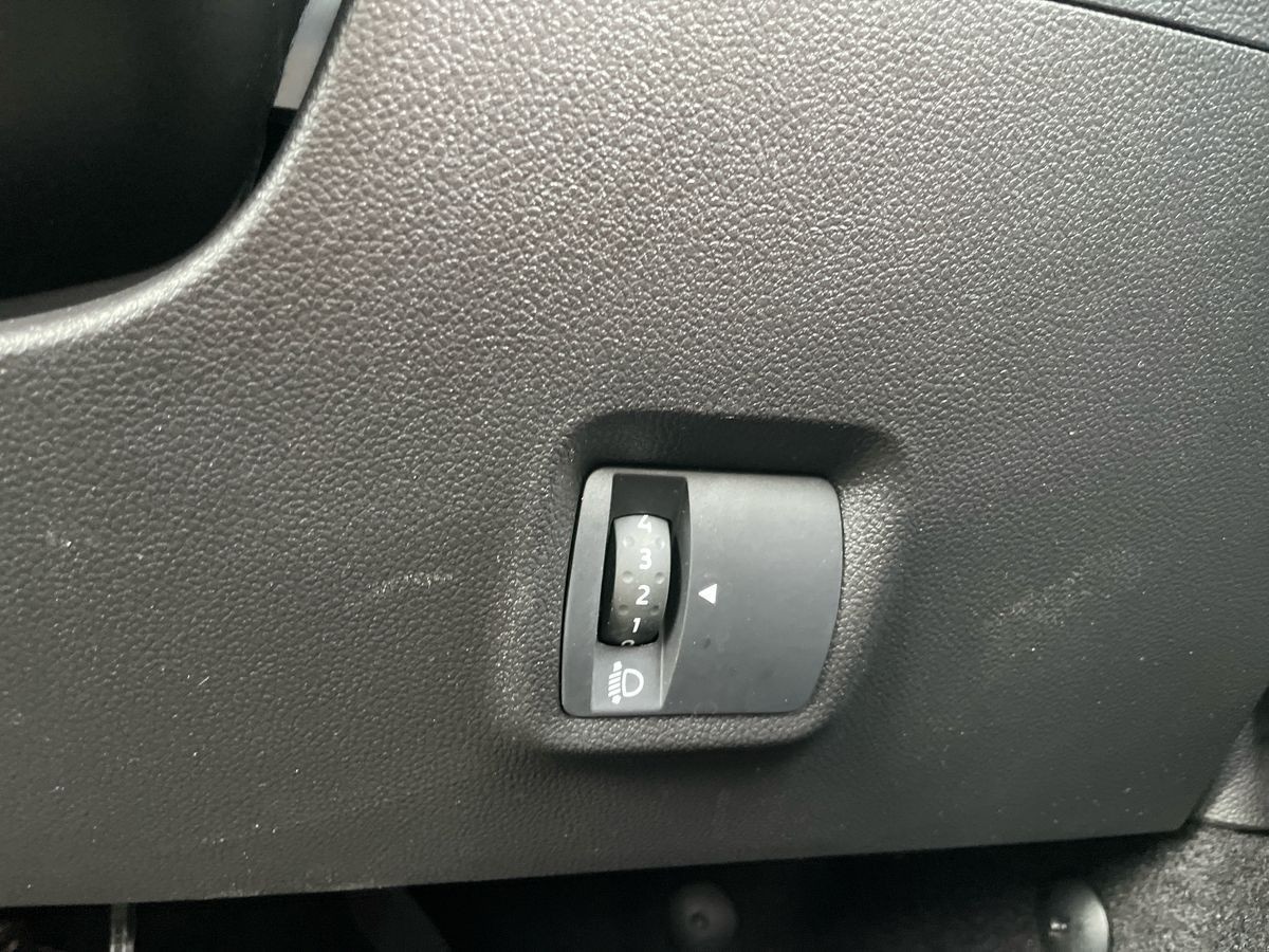 Used Dacia Sandero 2022 for sale - 76031256: Photo 40