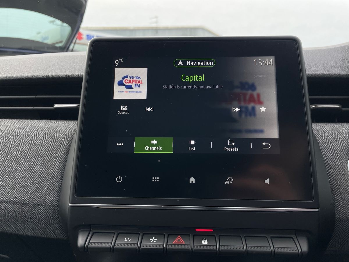 Used Renault Clio 2024 for sale - 77409869: Photo 15