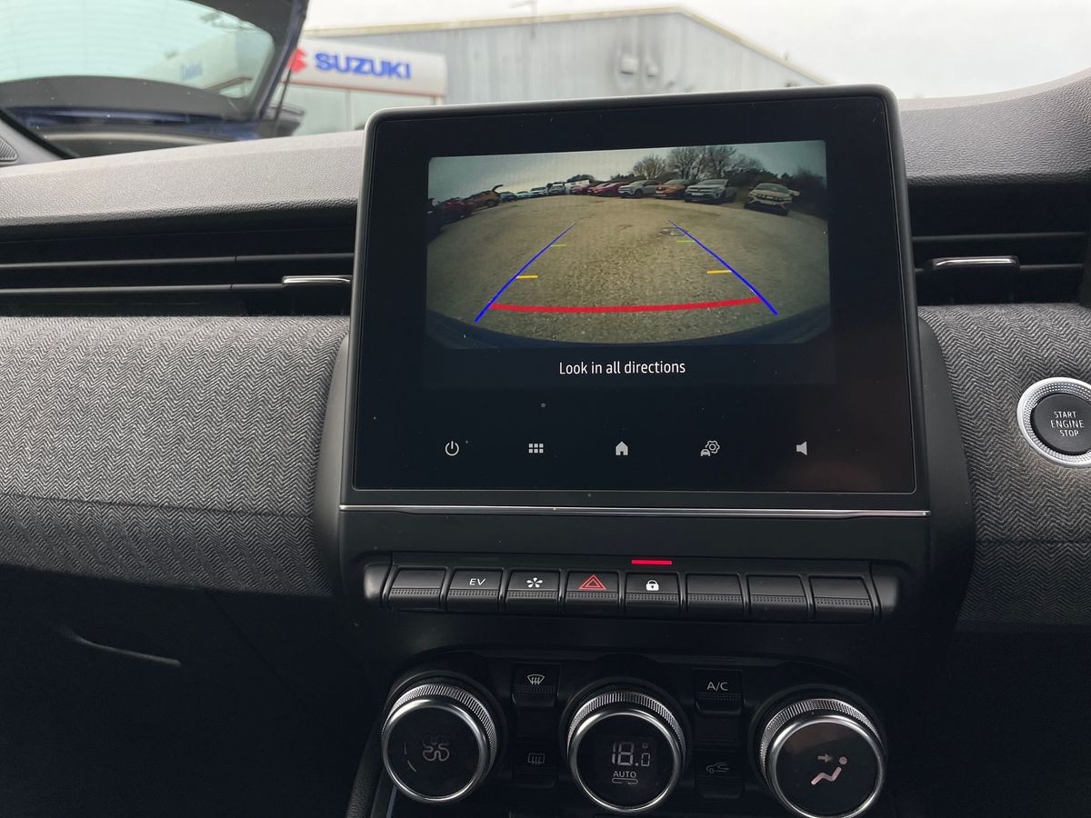 Used Renault Clio 2024 for sale - 77409869: Photo 17