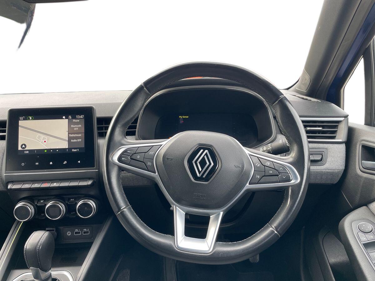 Used Renault Clio 2024 for sale - 77409869: Photo 9