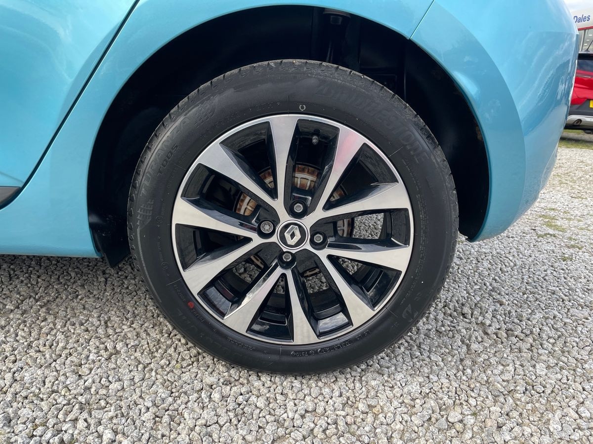 Used Renault Clio 2022 for sale - 76225469: Photo 29