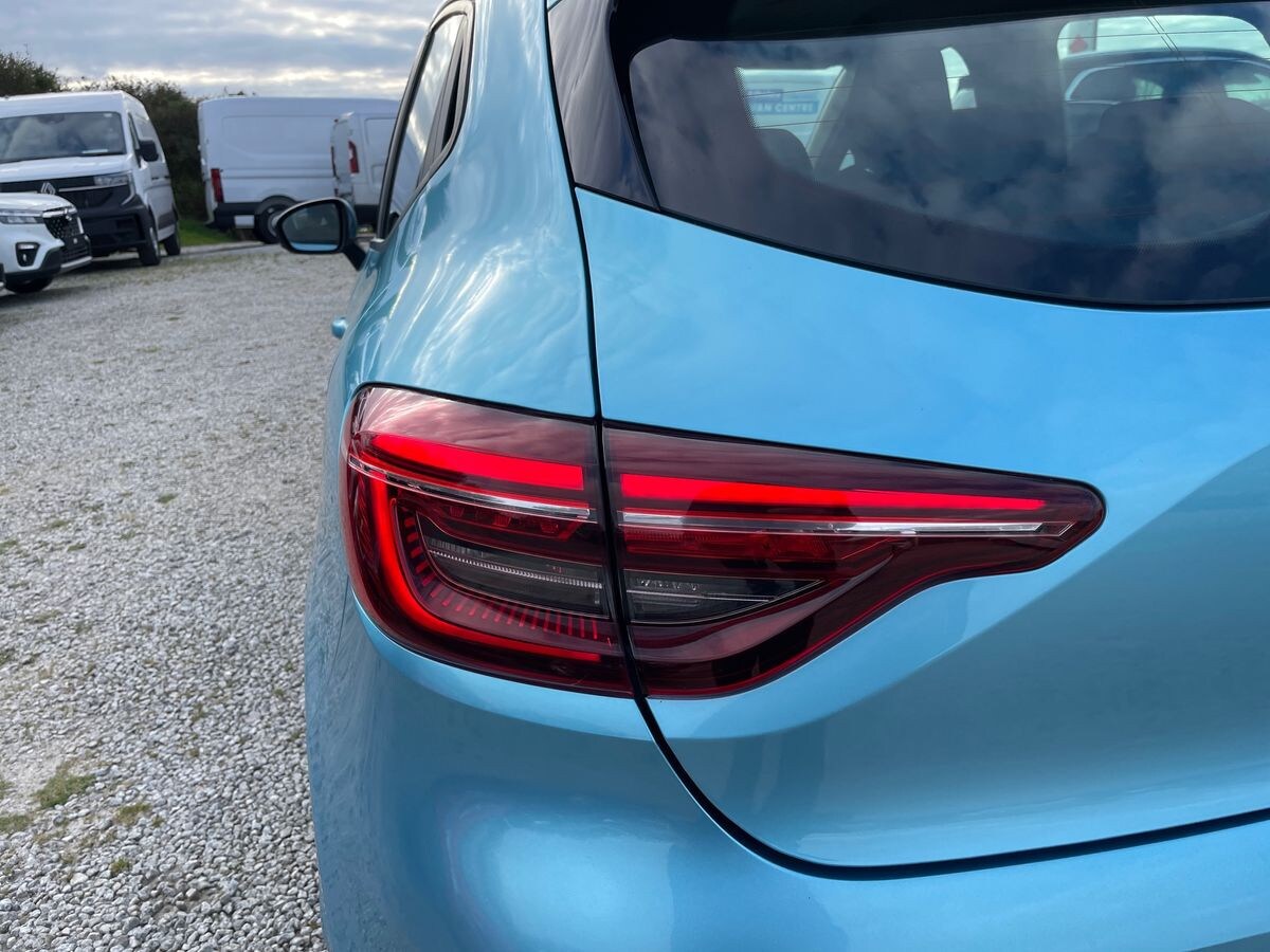 Used Renault Clio 2022 for sale - 76225469: Photo 31