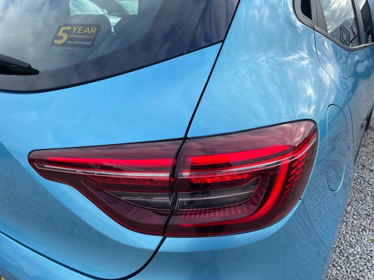 Used Renault Clio 2022 for sale - 76225469: Photo 32