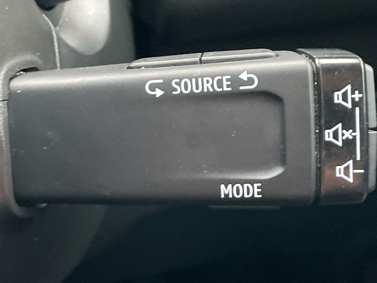 Used Renault Captur 2021 for sale - 76070633: Photo 18