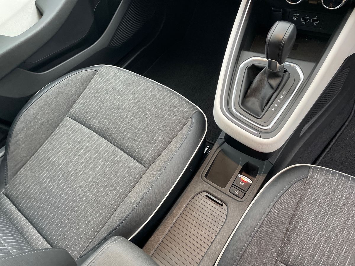 Used Renault Clio 2023 for sale - 76974779: Photo 12