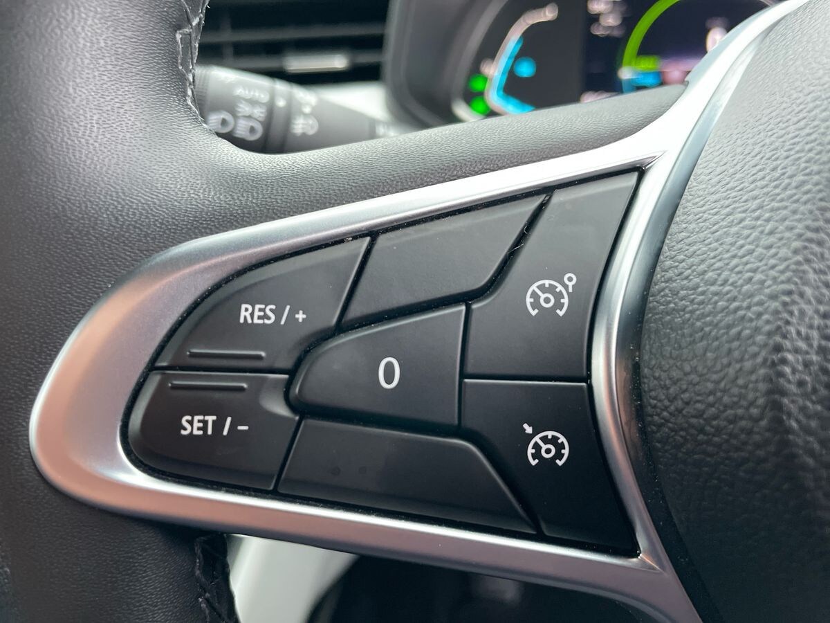 Used Renault Clio 2023 for sale - 76974779: Photo 19