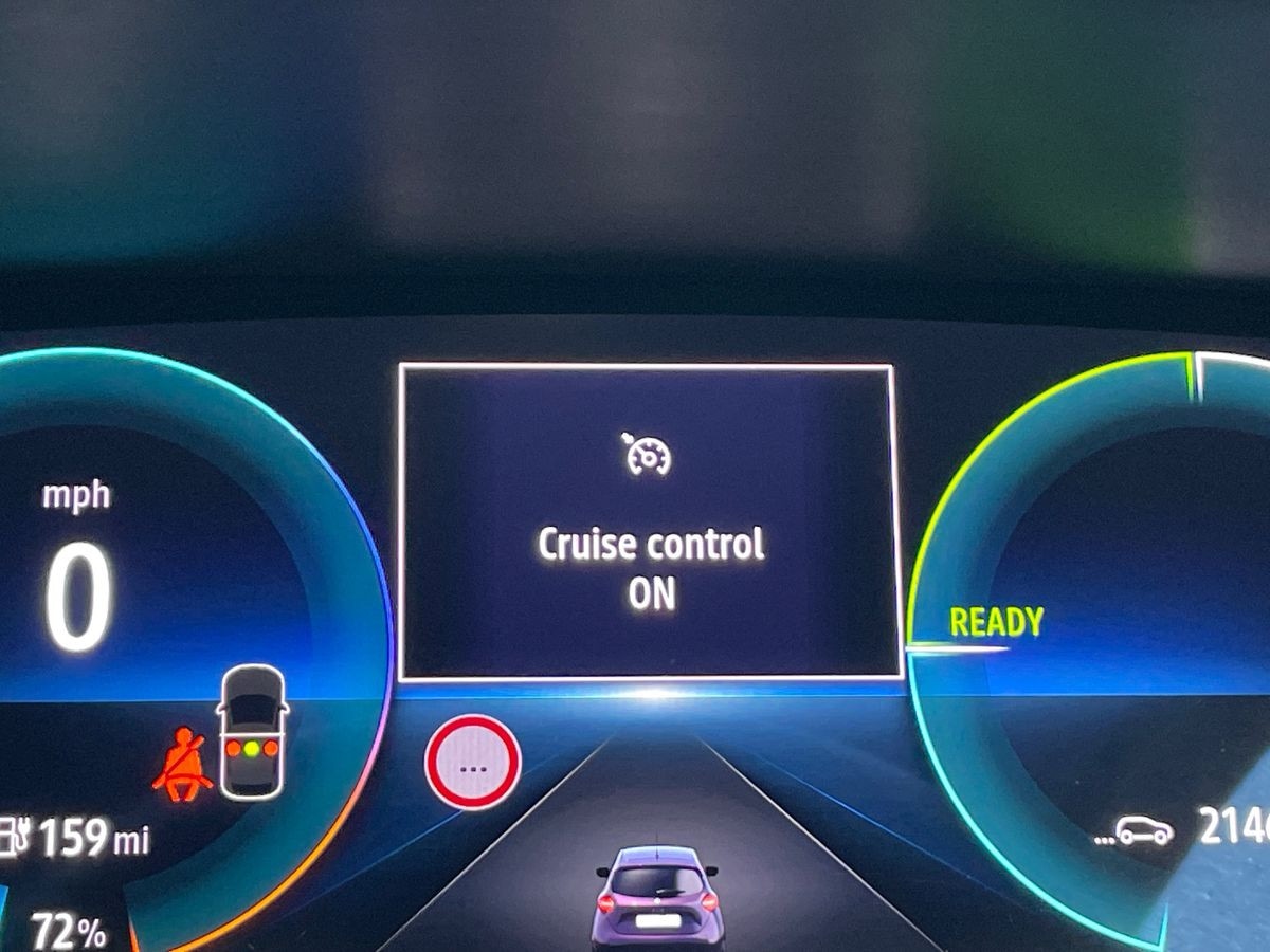 Used Renault Zoe 2021 for sale - 76885240: Photo 27