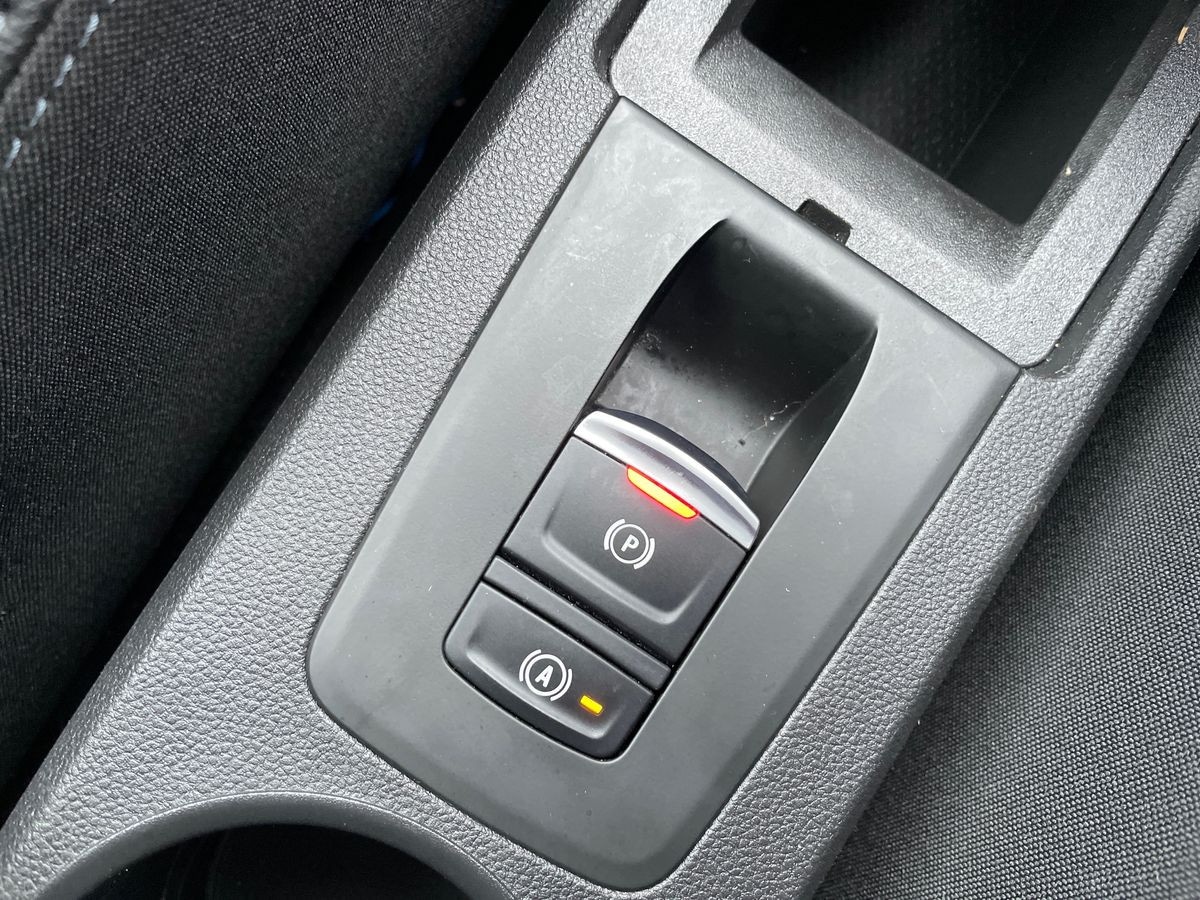 Used Renault Zoe 2021 for sale - 76885240: Photo 32