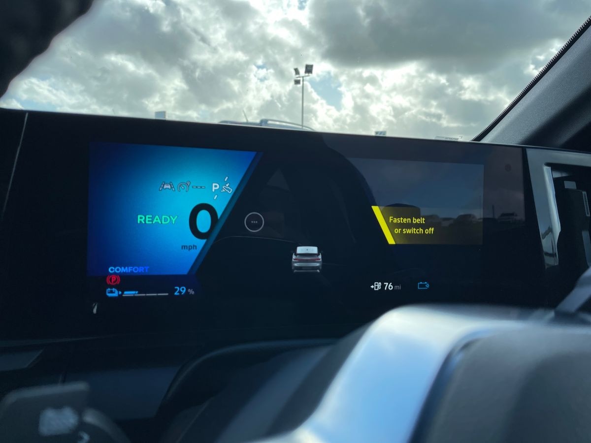 Used Renault Megane E Tech 2024 for sale - 76413697: Photo 17