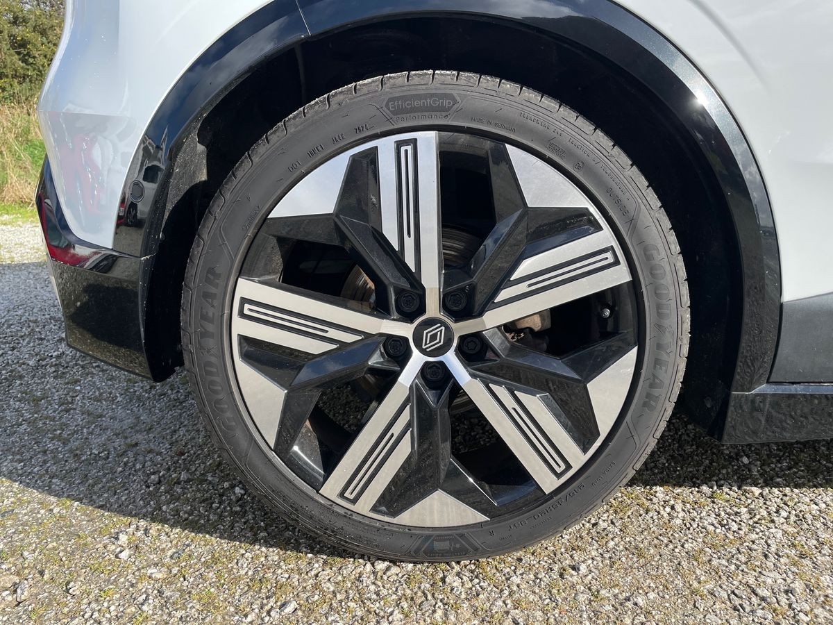 Used Renault Megane E Tech 2024 for sale - 76413697: Photo 6