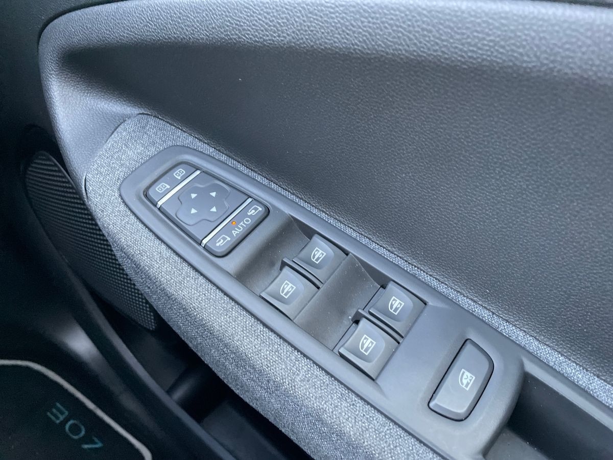 Used Renault Zoe 2022 for sale - 76885236: Photo 14