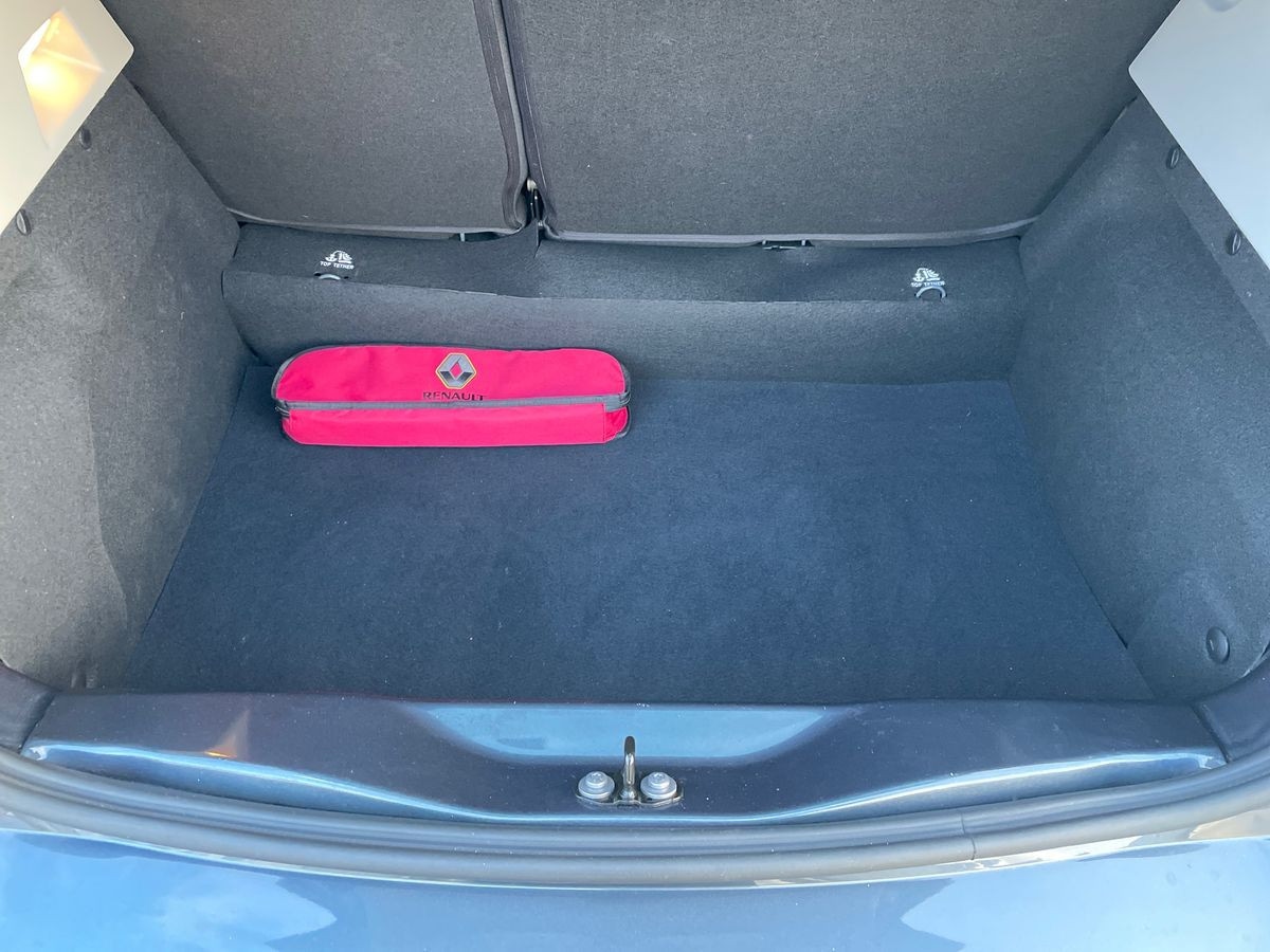 Used Renault Zoe 2022 for sale - 76885236: Photo 21