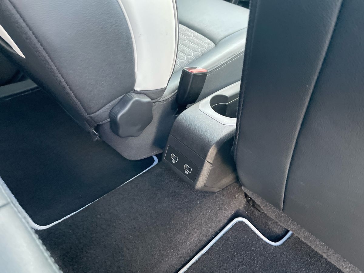 Used Renault Zoe 2022 for sale - 76885236: Photo 27