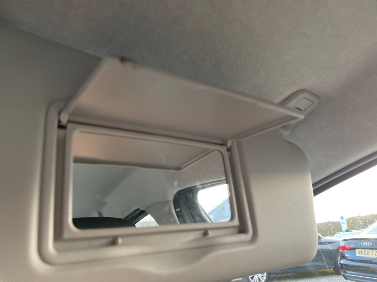 Used Renault Zoe 2022 for sale - 76885236: Photo 33