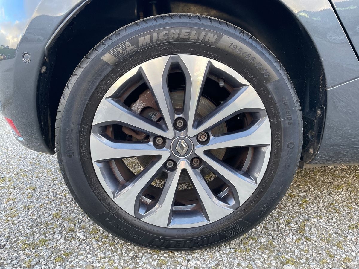 Used Renault Zoe 2022 for sale - 76885236: Photo 7