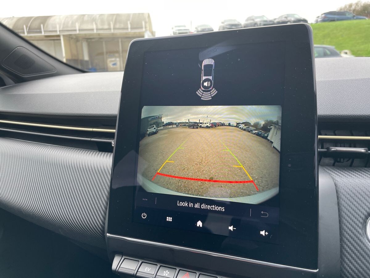 Used Renault Clio 2023 for sale - 76413735: Photo 17