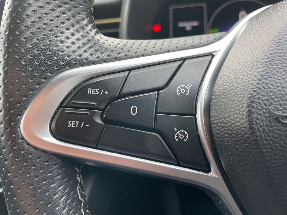 Used Renault Clio 2023 for sale - 76413735: Photo 19