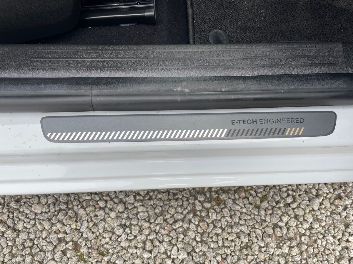 Used Renault Clio 2023 for sale - 76413735: Photo 30