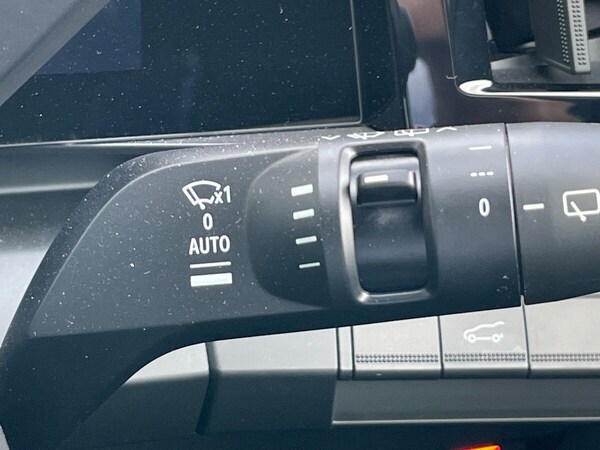 Used Renault Scenic E-Tech 2024 for sale - 73986873: Photo 33