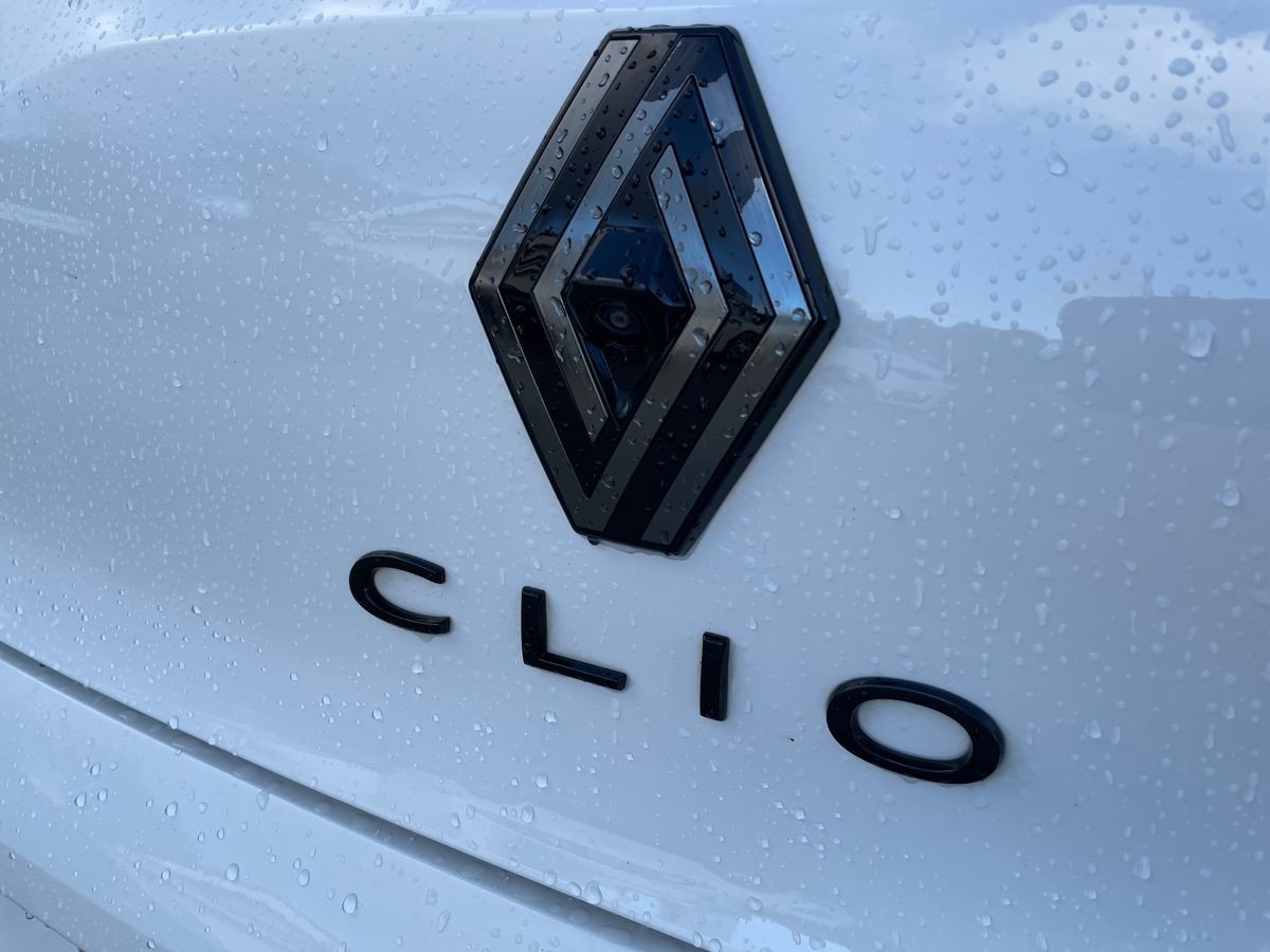 Used Renault Clio 2023 for sale - 76643807: Photo 36