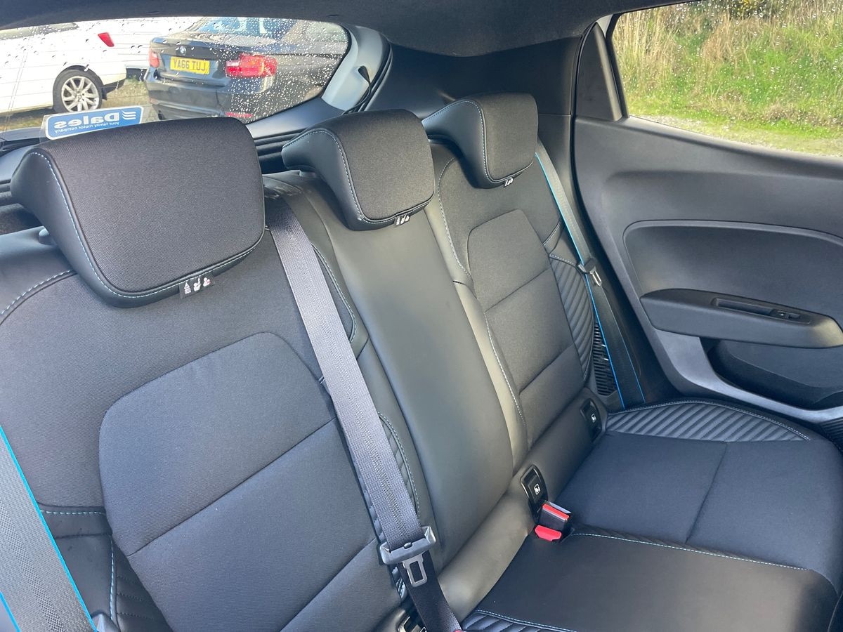 Used Renault Clio 2023 for sale - 76643807: Photo 38