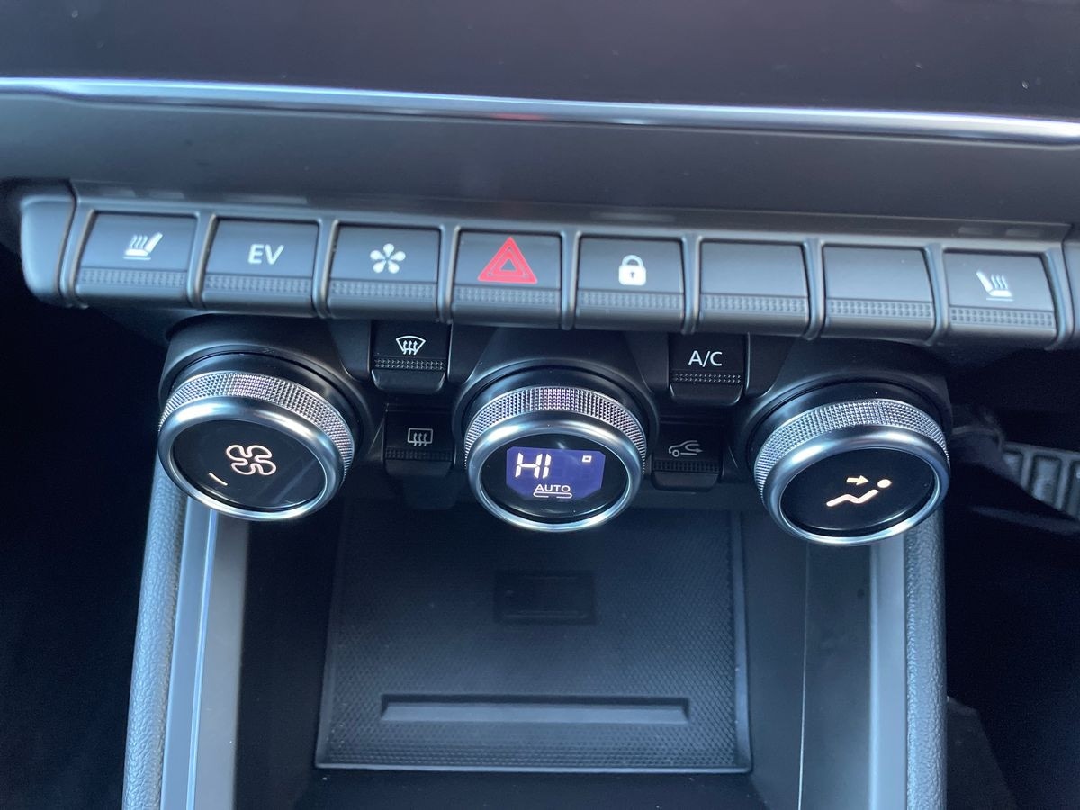 Used Renault Clio 2024 for sale - 77080947: Photo 28