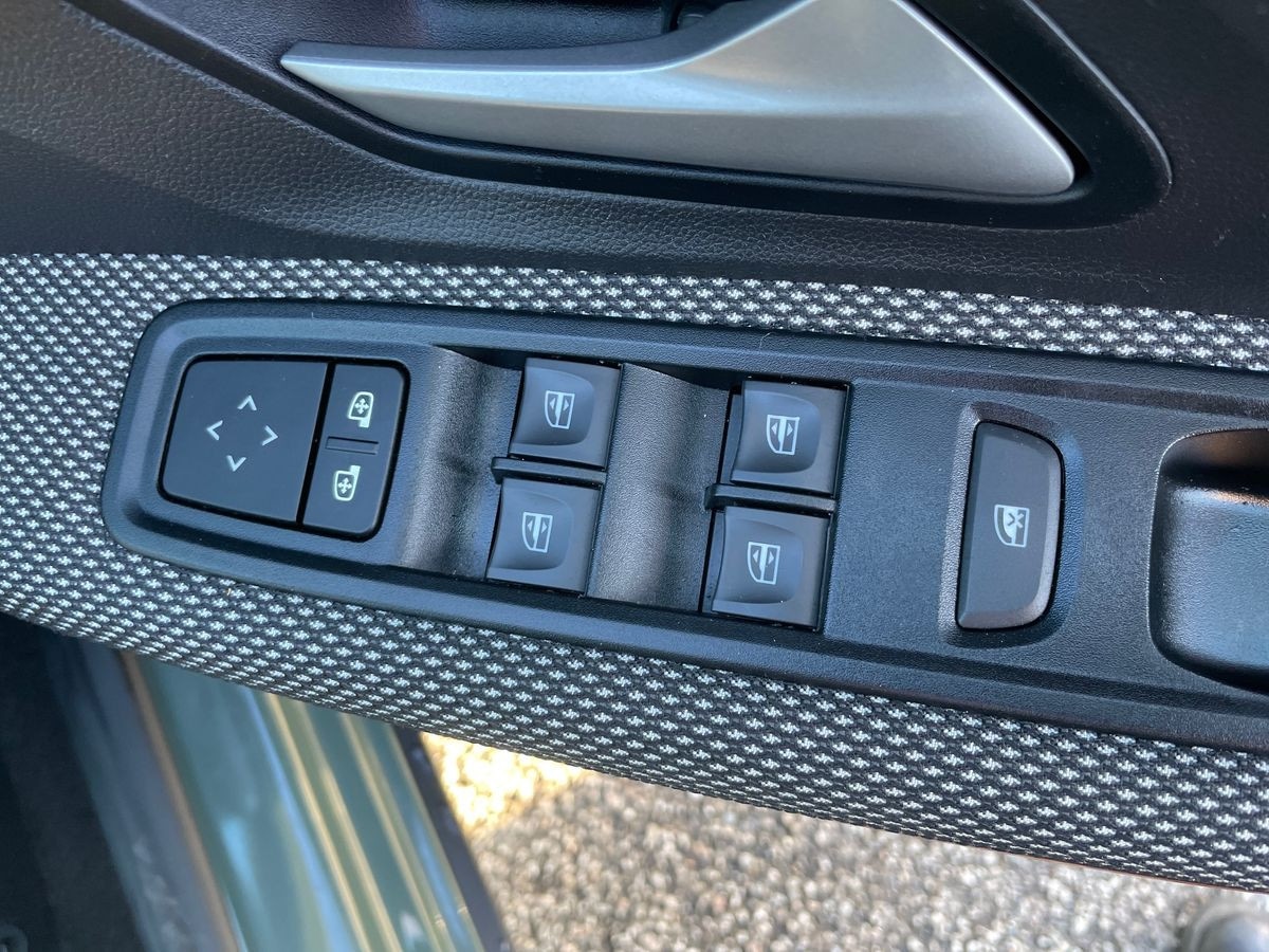 Used Dacia Sandero Stepway 2023 for sale - 77237481: Photo 14