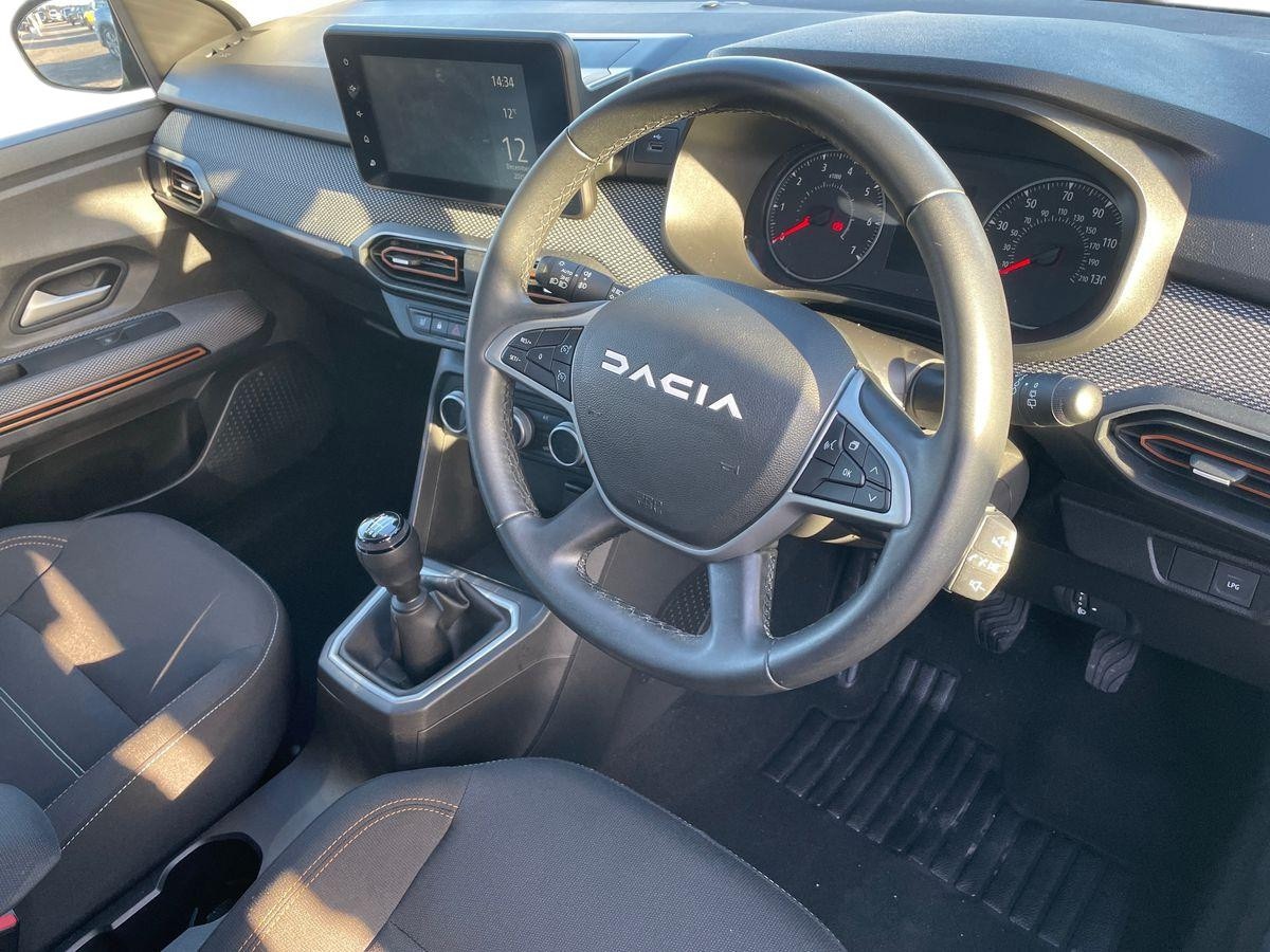 Used Dacia Sandero Stepway 2023 for sale - 77237481: Photo 8