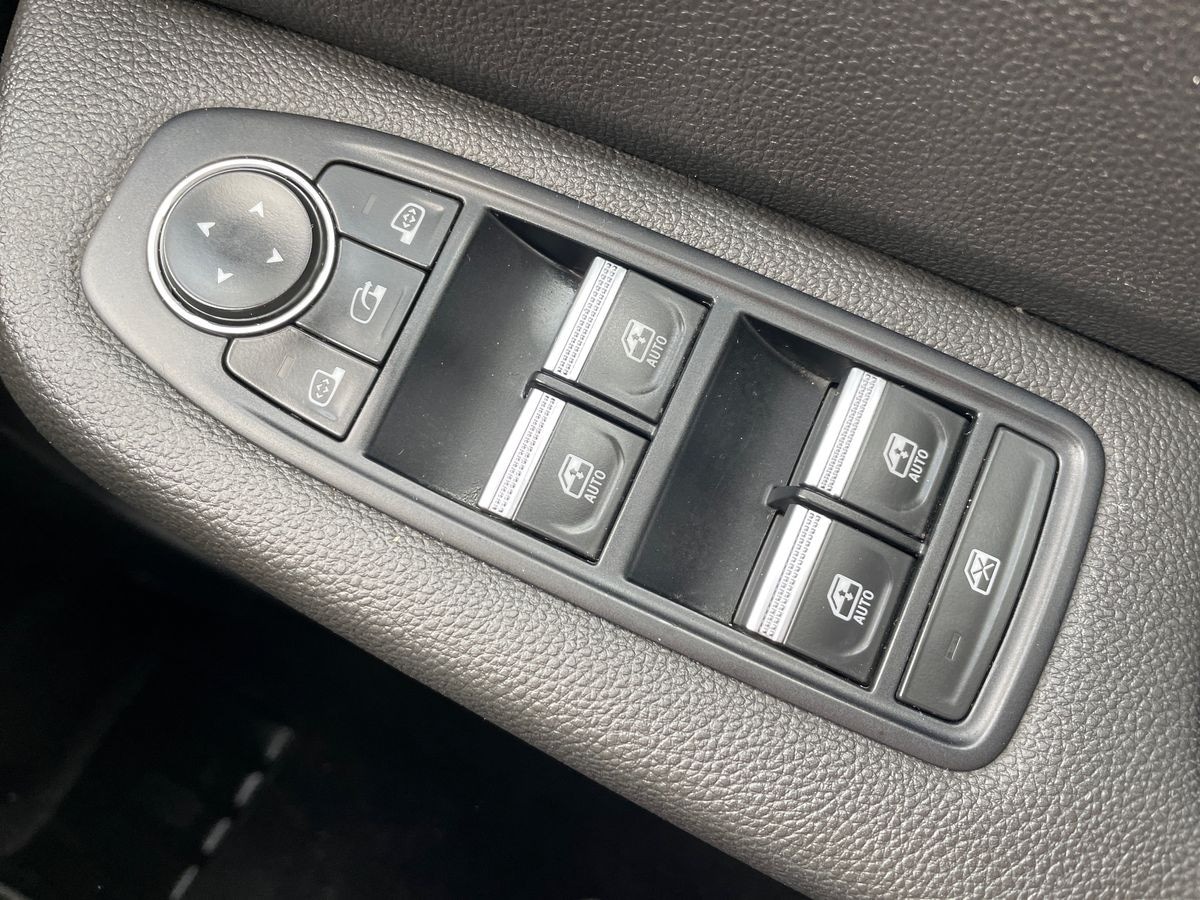 Used Renault Clio 2021 for sale - 76268813: Photo 14