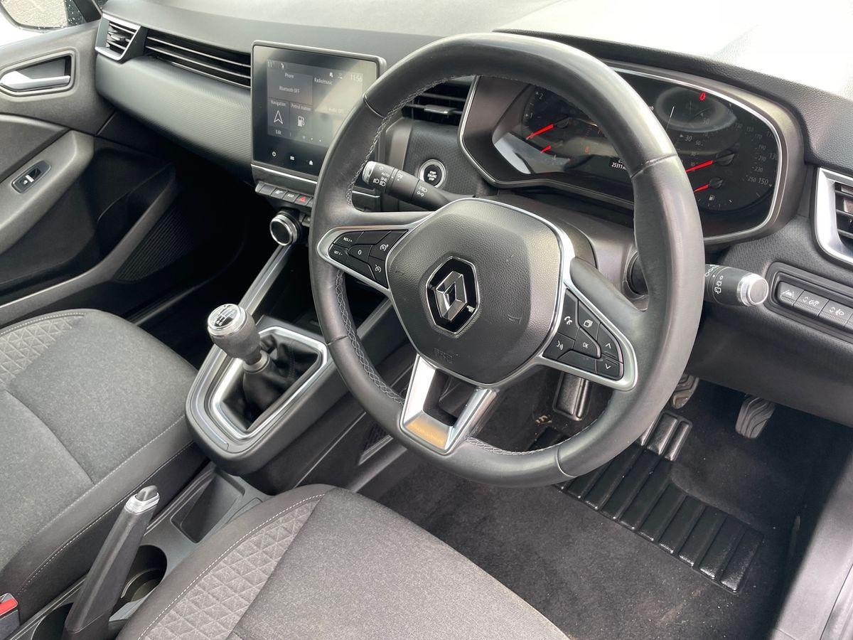 Used Renault Clio 2021 for sale - 76268813: Photo 8