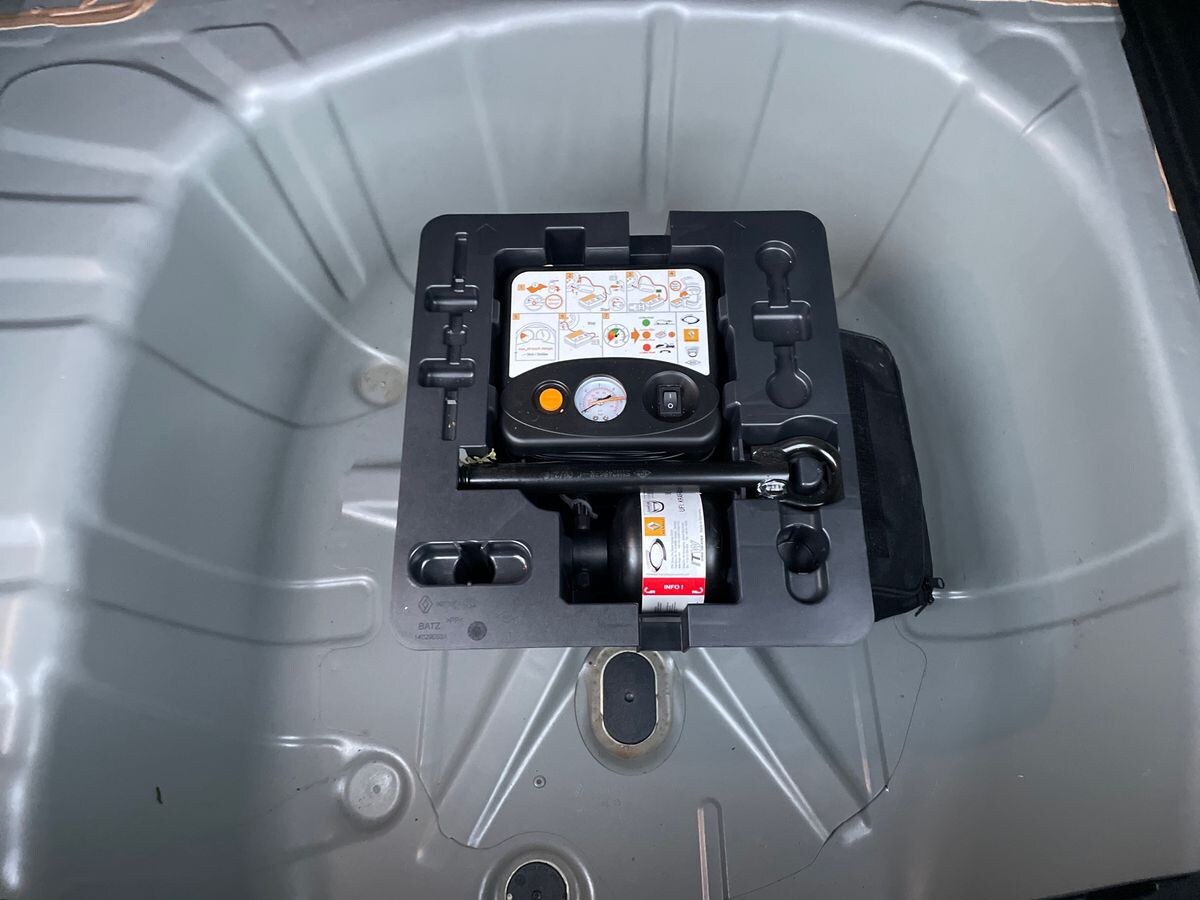 Used Renault Captur 2023 for sale - 75467120: Photo 22