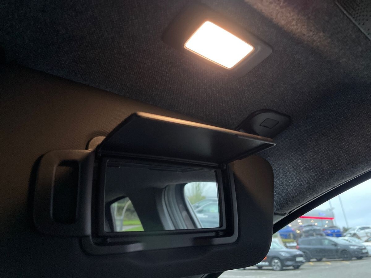 Used Renault Captur 2023 for sale - 75467120: Photo 35