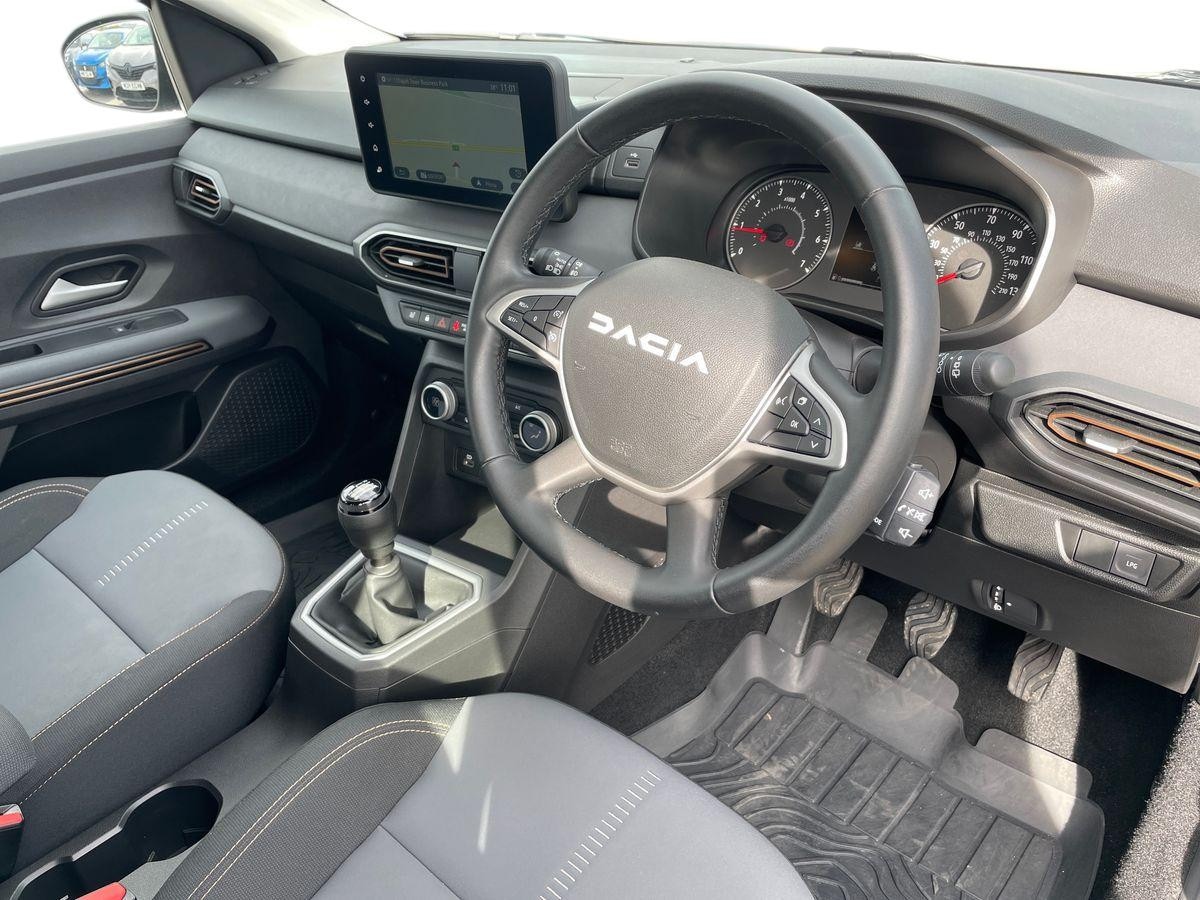 Used Dacia Sandero Stepway 2024 for sale - 76107600: Photo 7