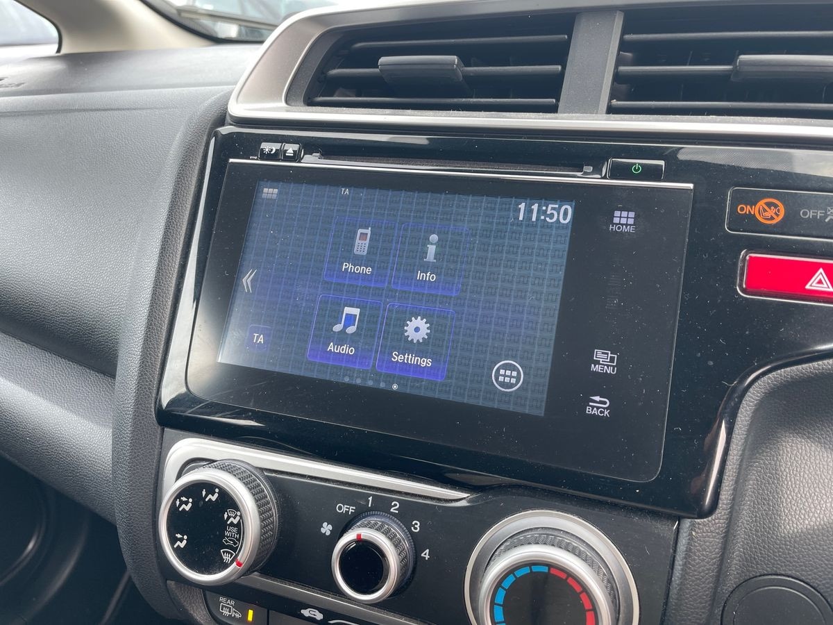 Used Honda Jazz 2017 for sale - 77522406: Photo 17