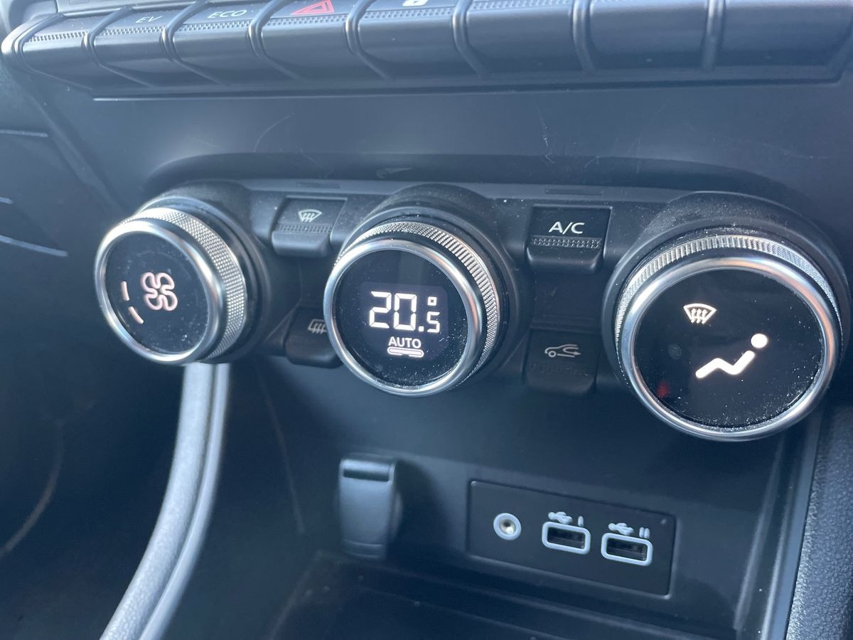 Used Renault Captur 2023 for sale - 76413784: Photo 12