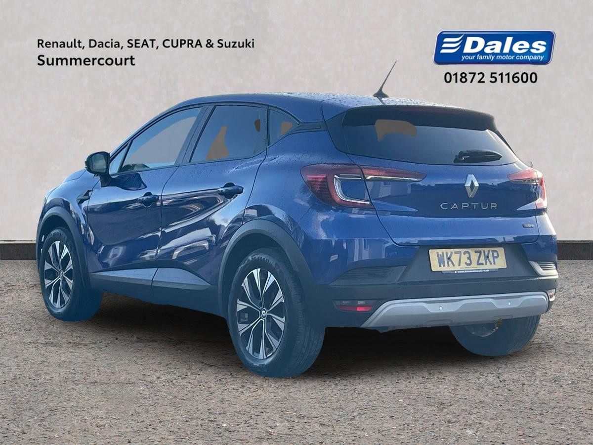 Used Renault Captur 2023 for sale - 76413784: Photo 2