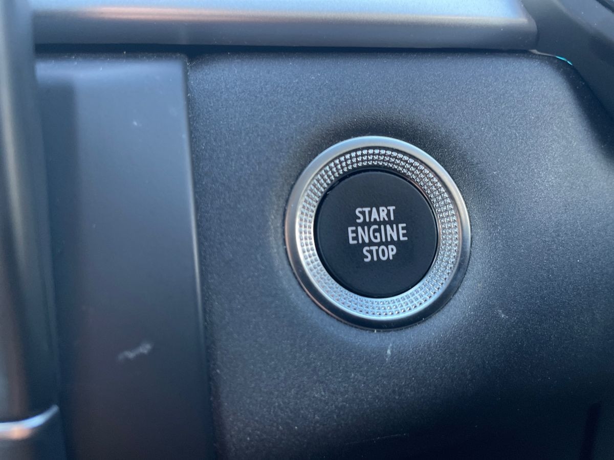 Used Renault Captur 2023 for sale - 76413784: Photo 33